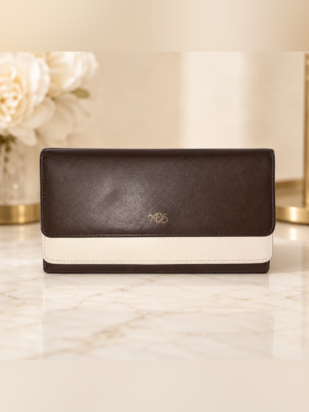 Elegant Two-Tone Brown and Cream Leather Wallet by KO6